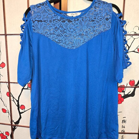 paper tee Tops - Brigjt blue cold shoulder short sleeve